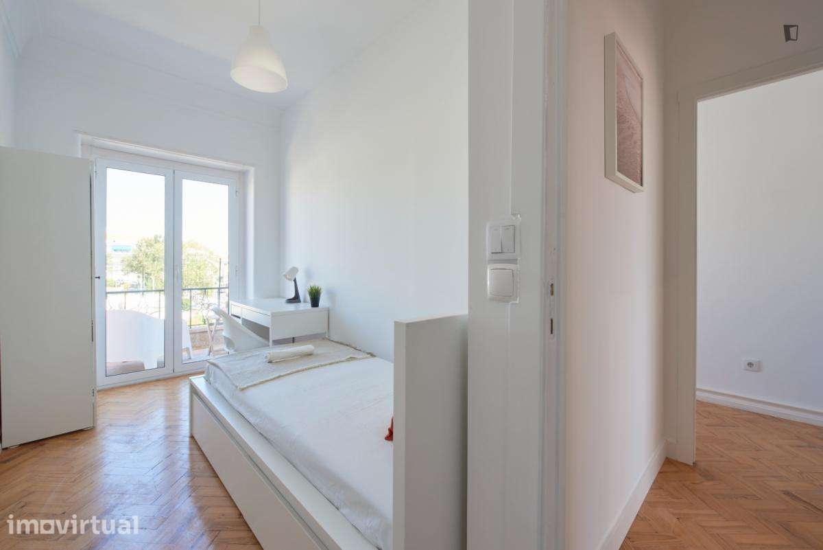 Quarto - localizado em Entrecampos Lisbon - Grande imagem: 5/31