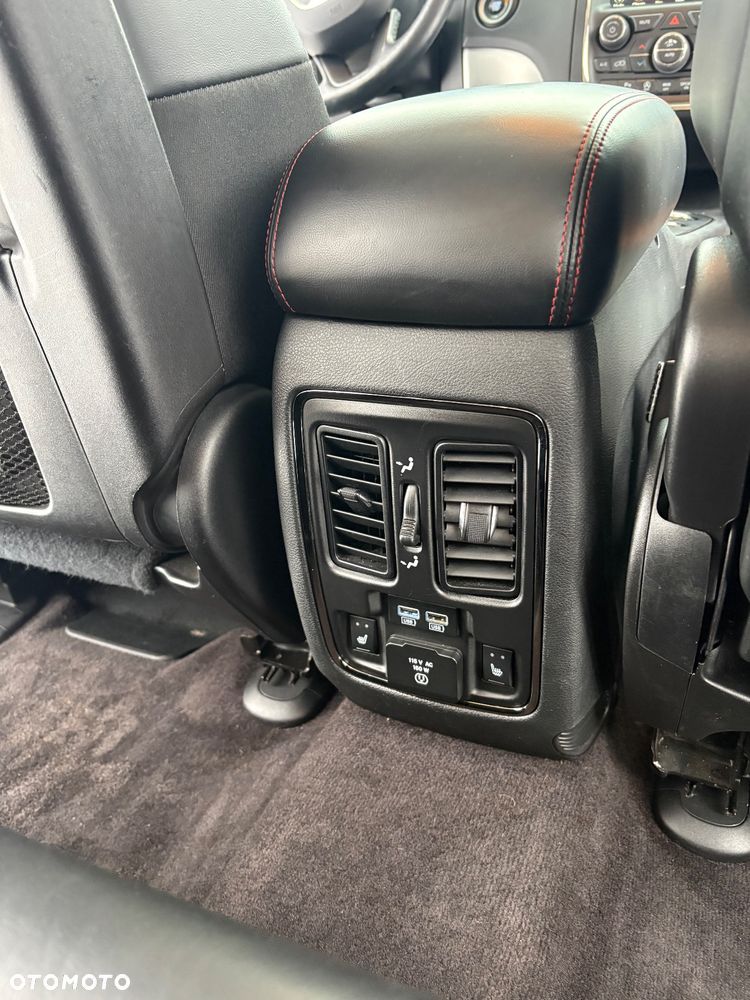 Dodge Durango - 11