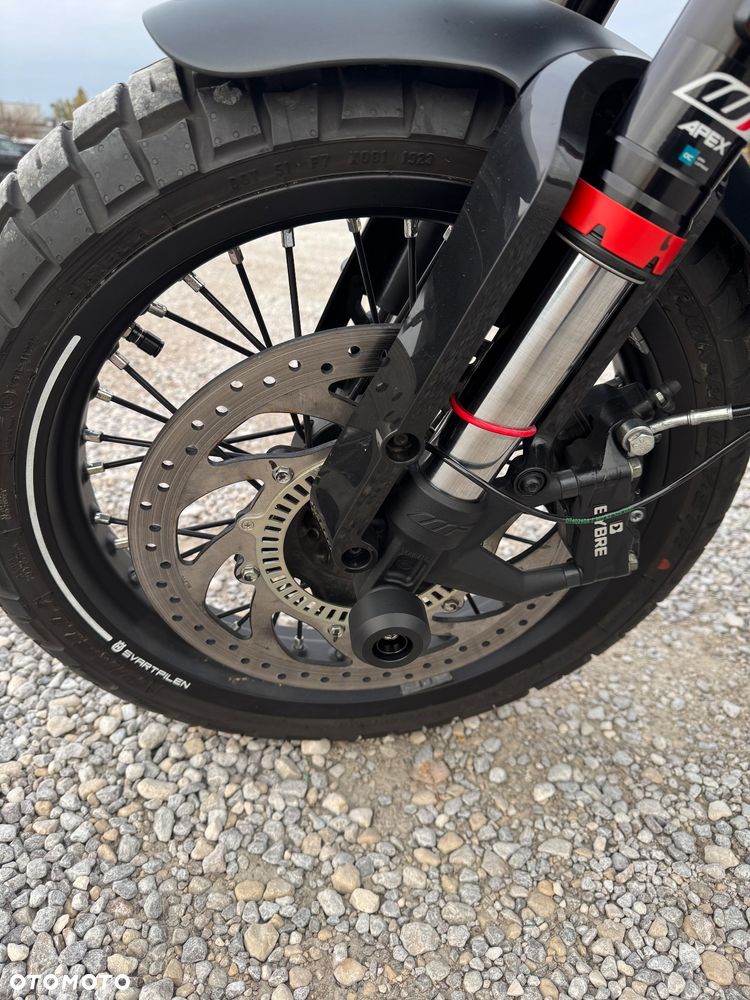 Husqvarna Svartpilen - 7