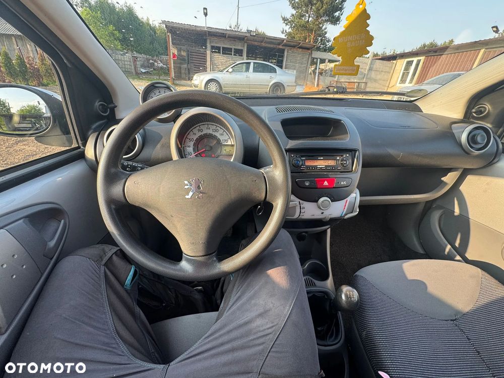 Peugeot 107 1.0 Trendy - 11