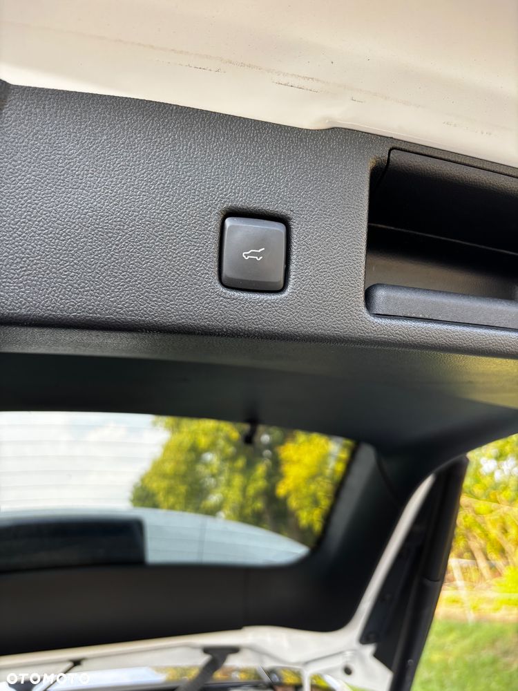 Ford Escape 2.0 EcoBoost AWD Titanium - 16