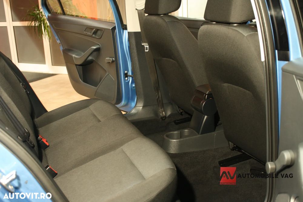 Skoda RAPID 1.6 TDI Edition Green tec - 11