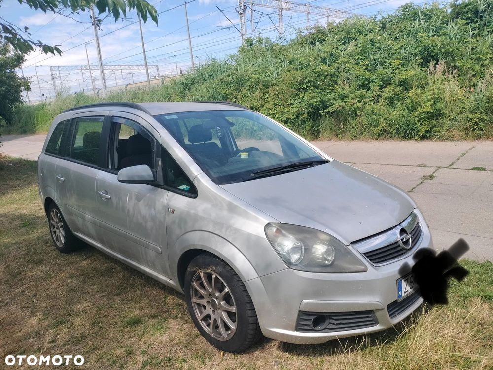 Opel Zafira - 8