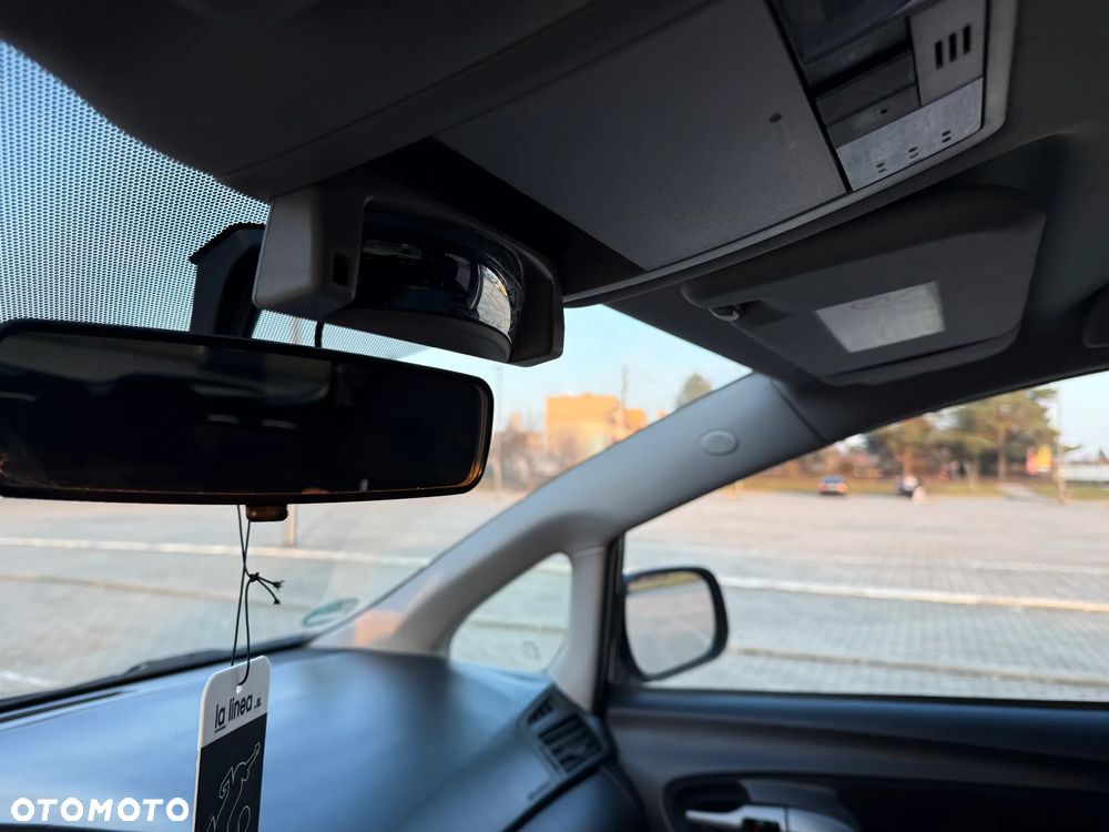 Toyota Verso 1.8 Life - 23