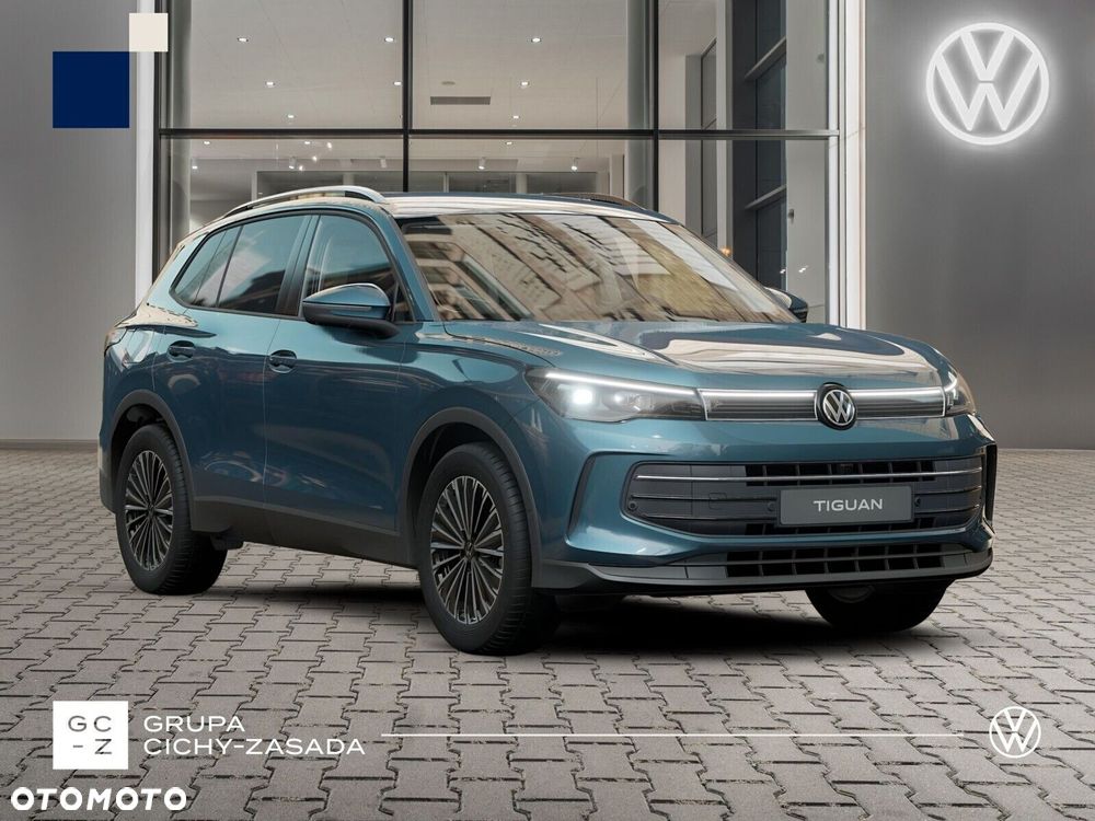 Volkswagen Tiguan - 8