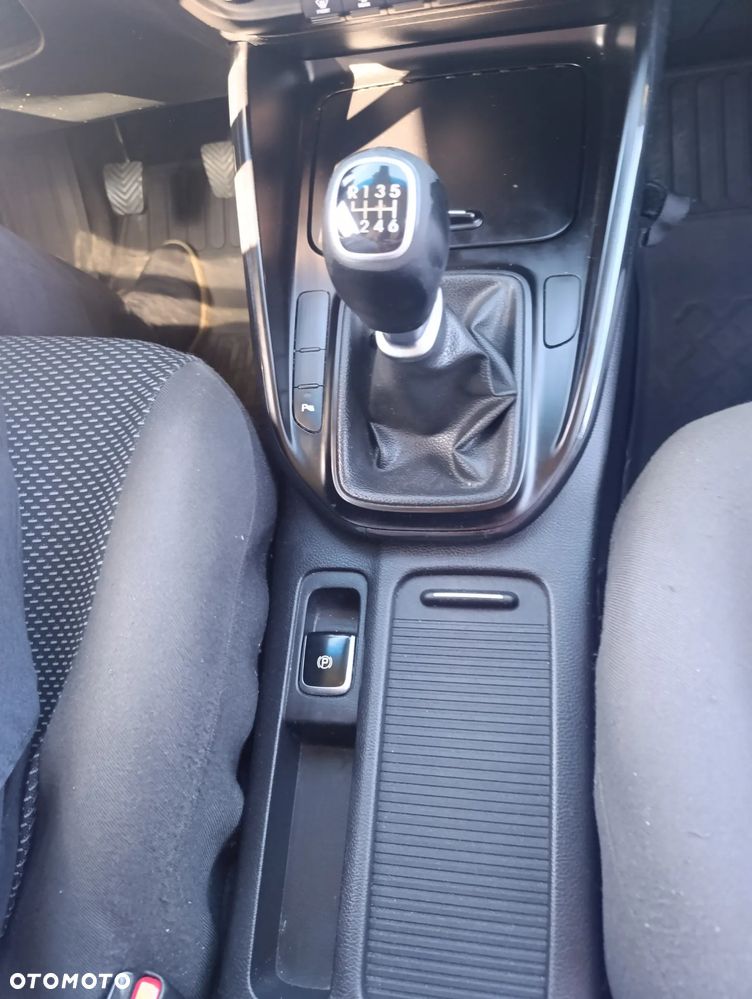 Kia Carens 1.7 CRDi 141 Edition 7 - 10