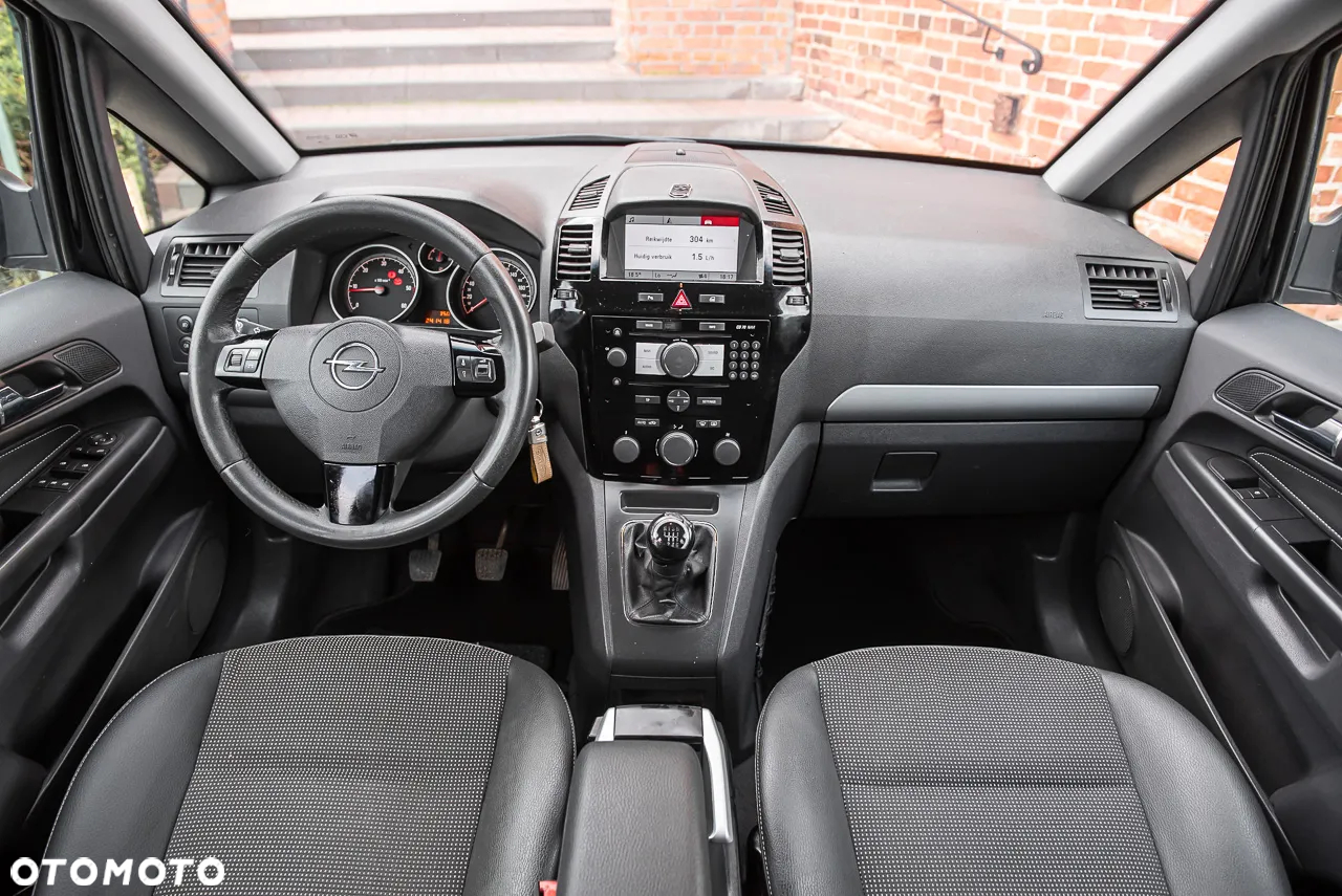 Opel Zafira - 23