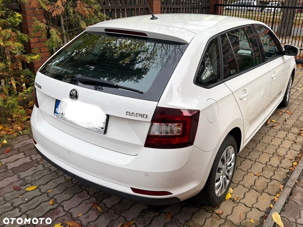 Skoda Rapid 2017 photo 2