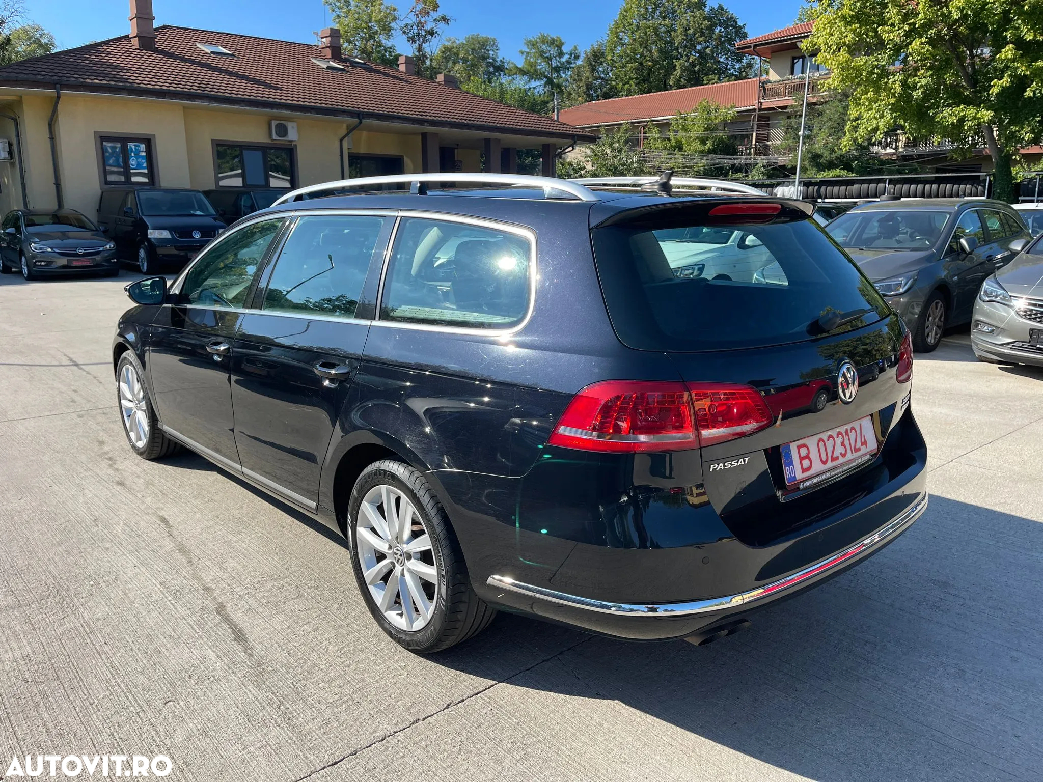 Volkswagen Passat Variant 2.0 TDI BlueMotion Technology Highline - 4