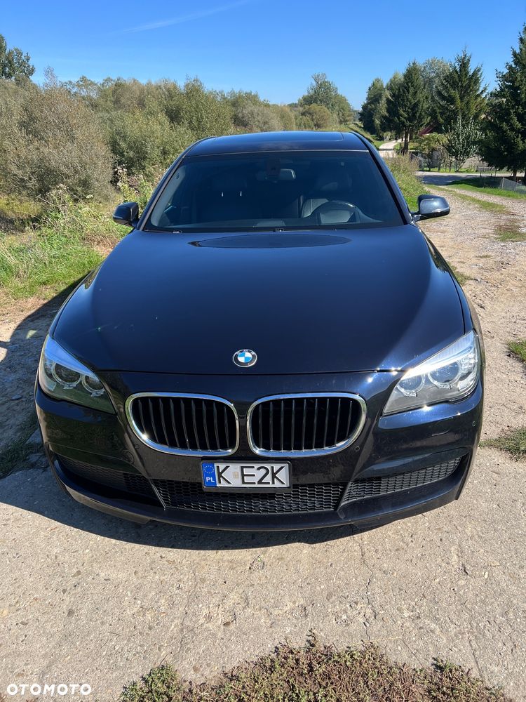 BMW Seria 7 750Li - 5
