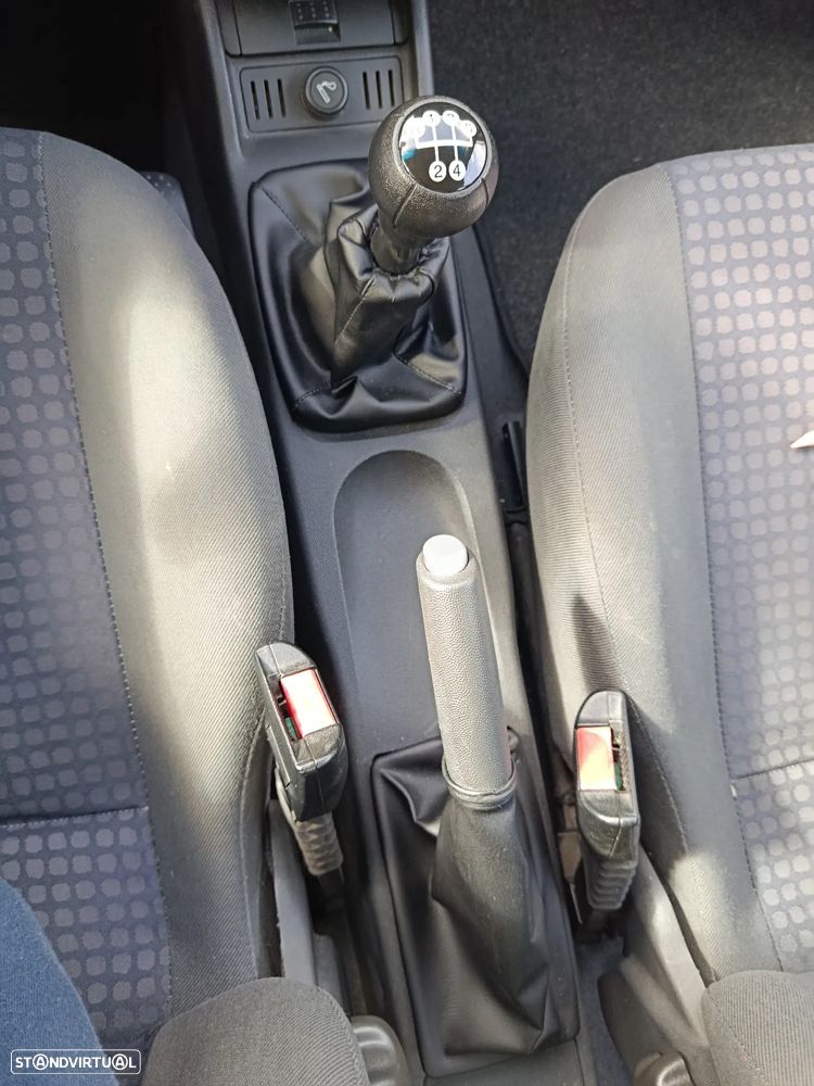 Opel Corsa 1.2 16V Confort - 6