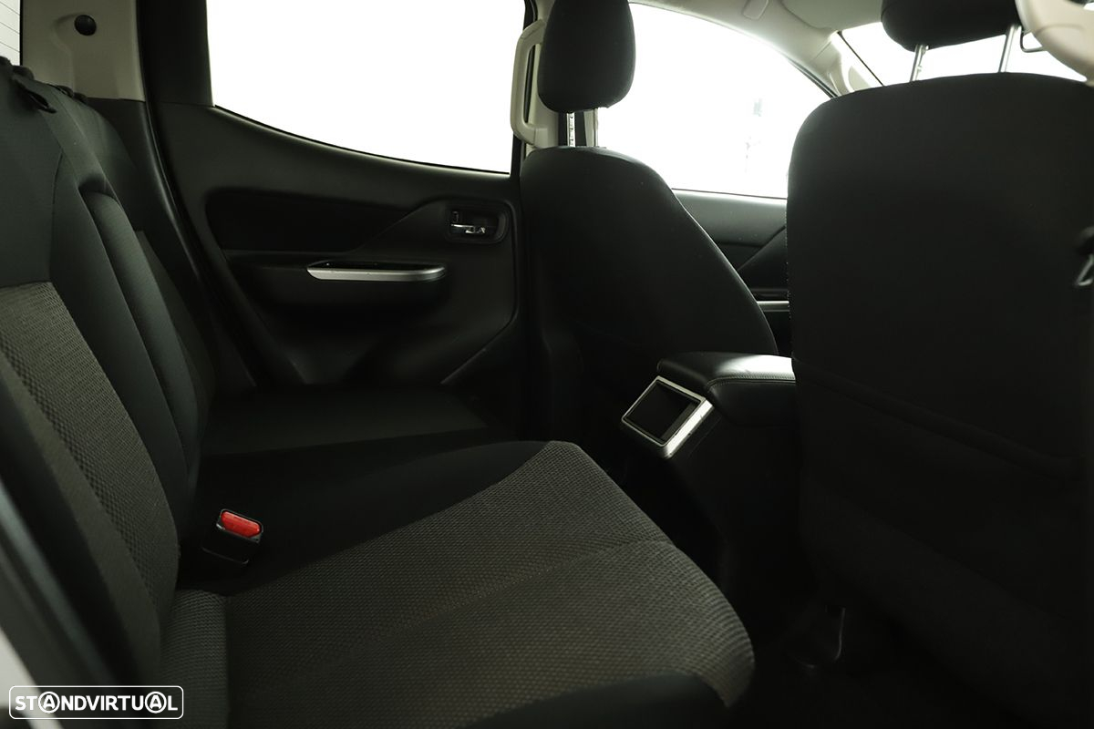 Mitsubishi l 200 2.3 di-d strakar club intense 4wd - 21