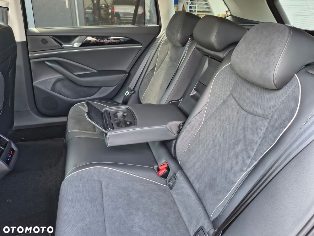 Volkswagen Passat Variant - 36