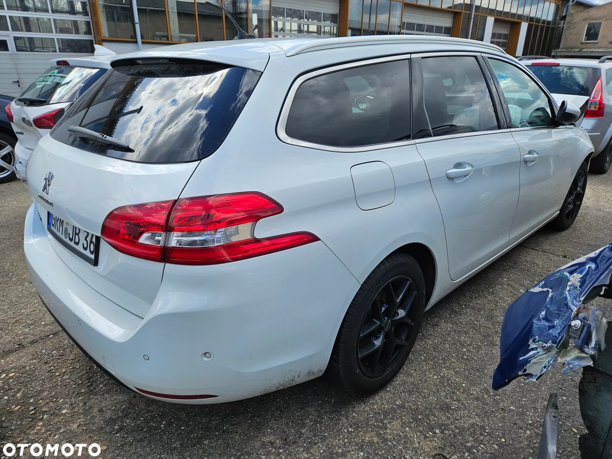Peugeot 308 2.0 BlueHDi Allure S&S - 3
