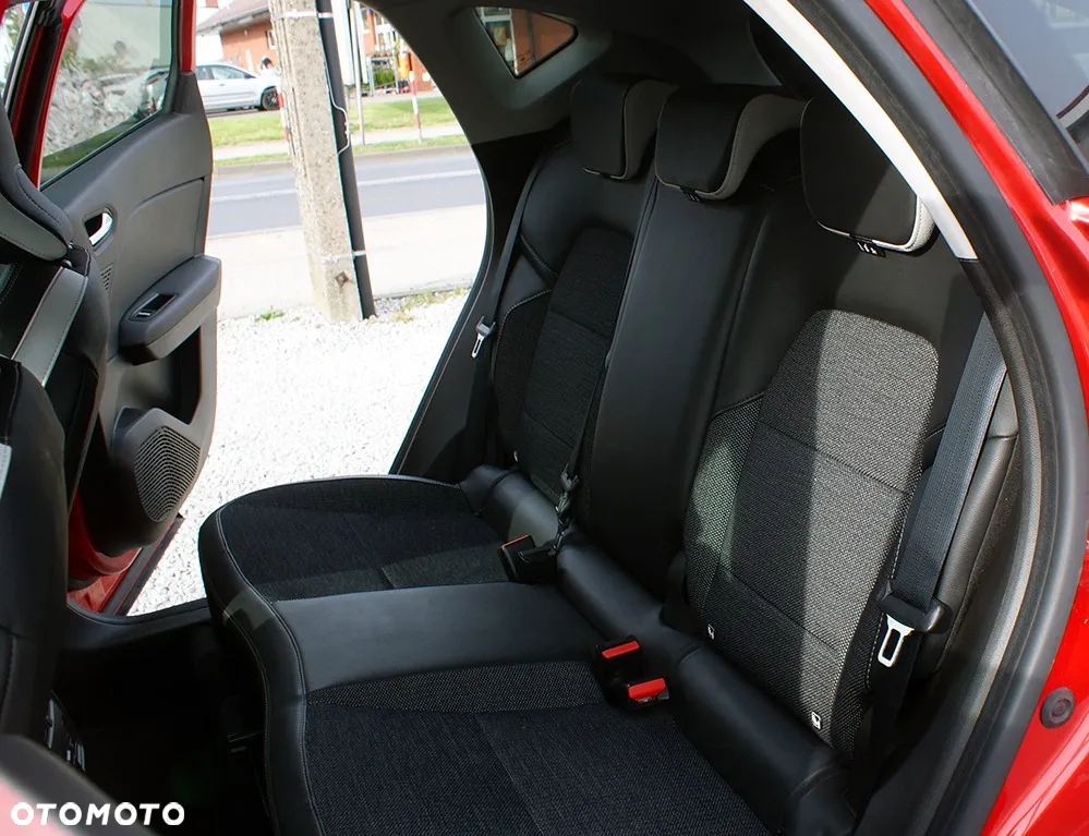 Renault Captur 1.3 TCe mHEV Intens EDC - 15