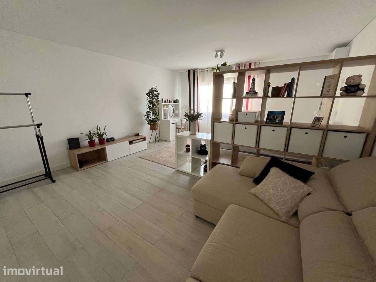 Apartamento T2  para Arrendar no Monte Estoril - Grande imagem: 3/28
