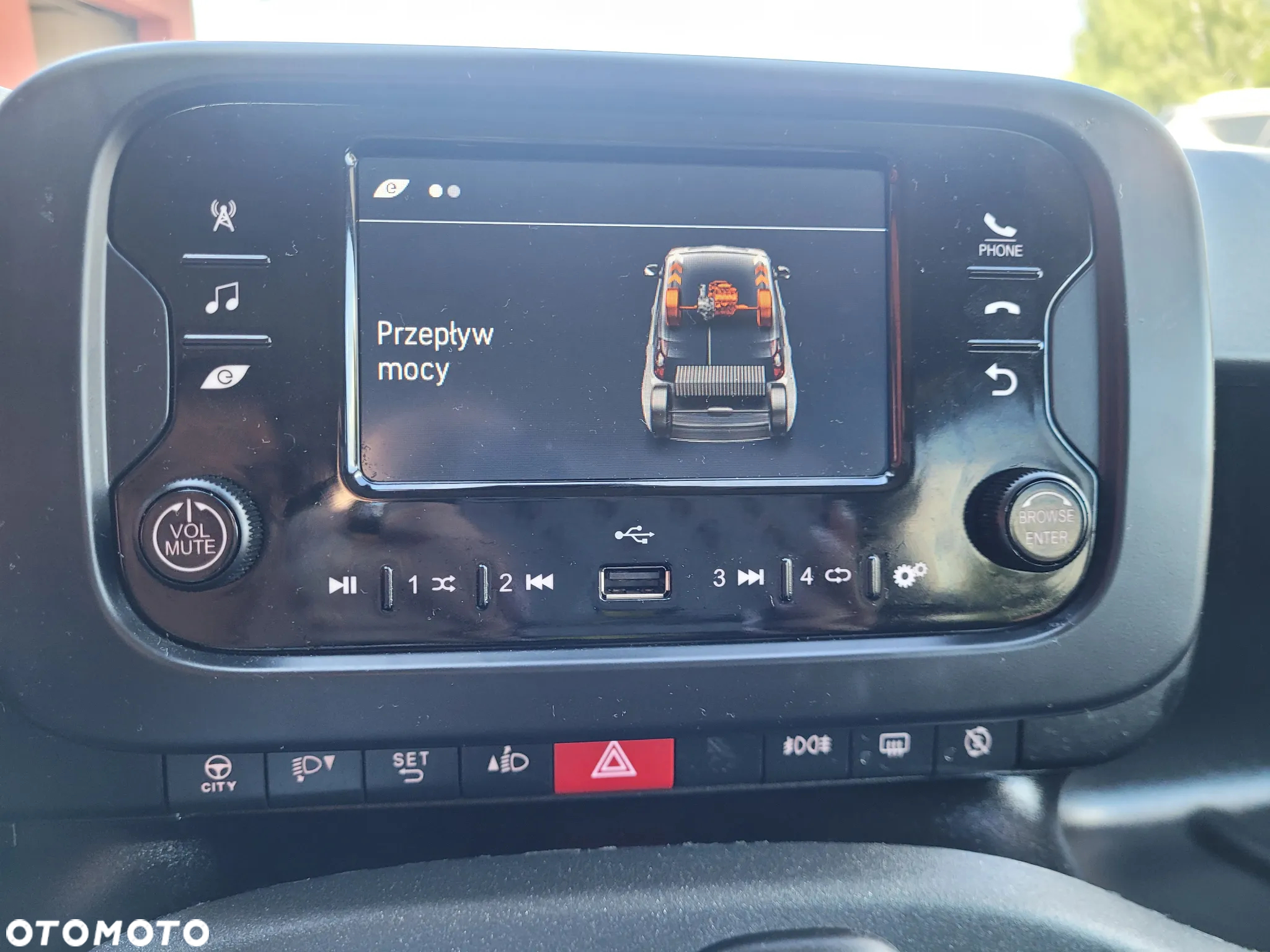 Fiat Panda 1.0 Hybrid Cross - 17