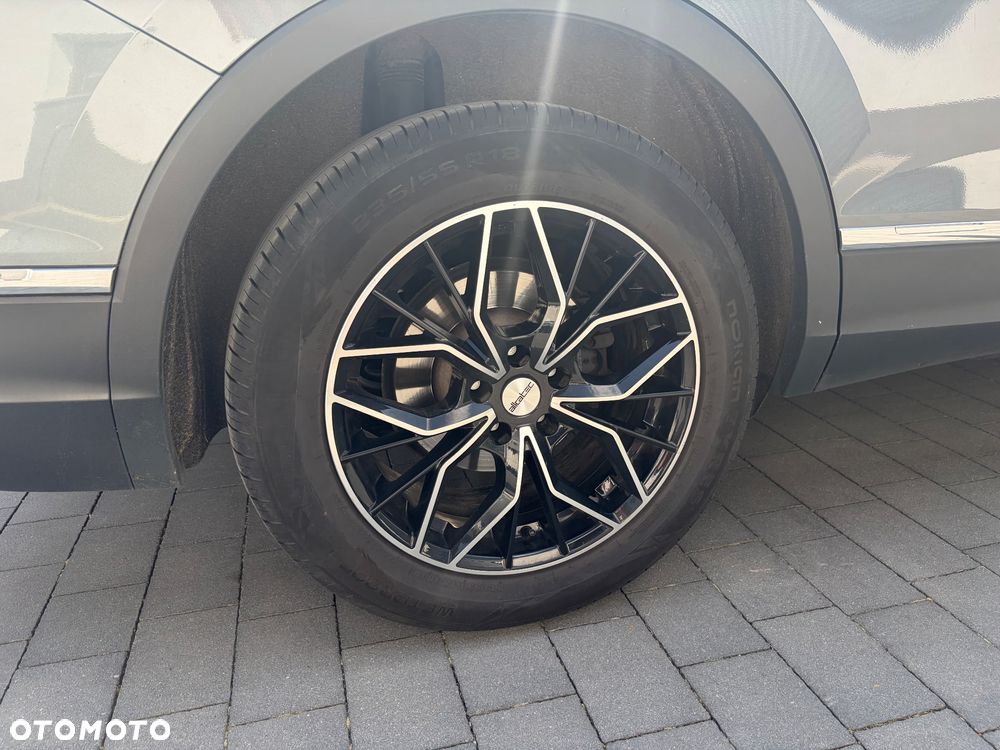Volkswagen Tiguan Allspace 1.5 TSI EVO Life DSG - 23