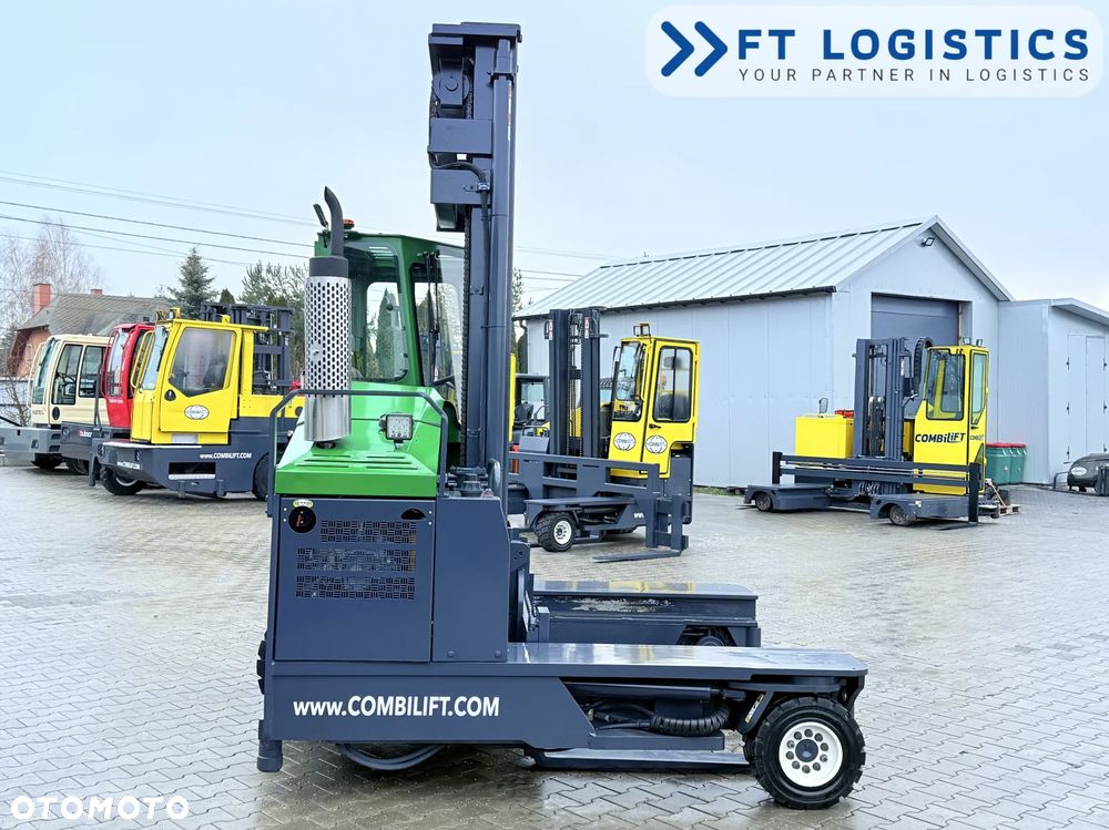 Combilift WÓZEK CZTEROKIERUNKOWY - WIELOKIERUNKOWY | COMBILIFT C4000 | GAS | TRIPLEX 6900MM | POZYCJONER WIDEŁ | PEŁNA KABINA | WOLNY SKOK | STAN IDEALNY | Szeroka oferta wózków czterokierunkowych i bocznych, dopasowanych do różnorodnych potrzeb i zastosowań - 4