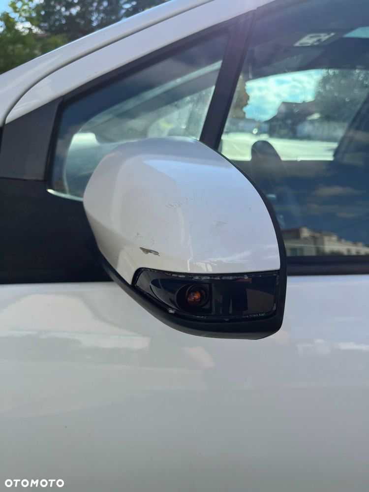 Toyota Yaris - 5
