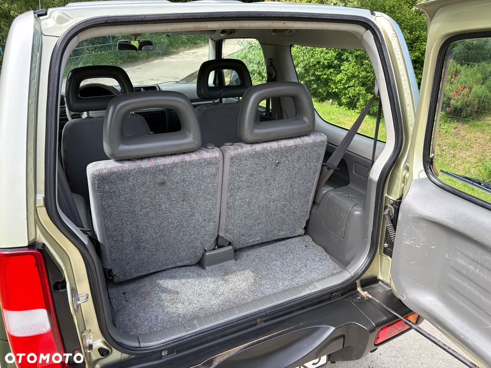 Suzuki Jimny 1.3 JLX - 38