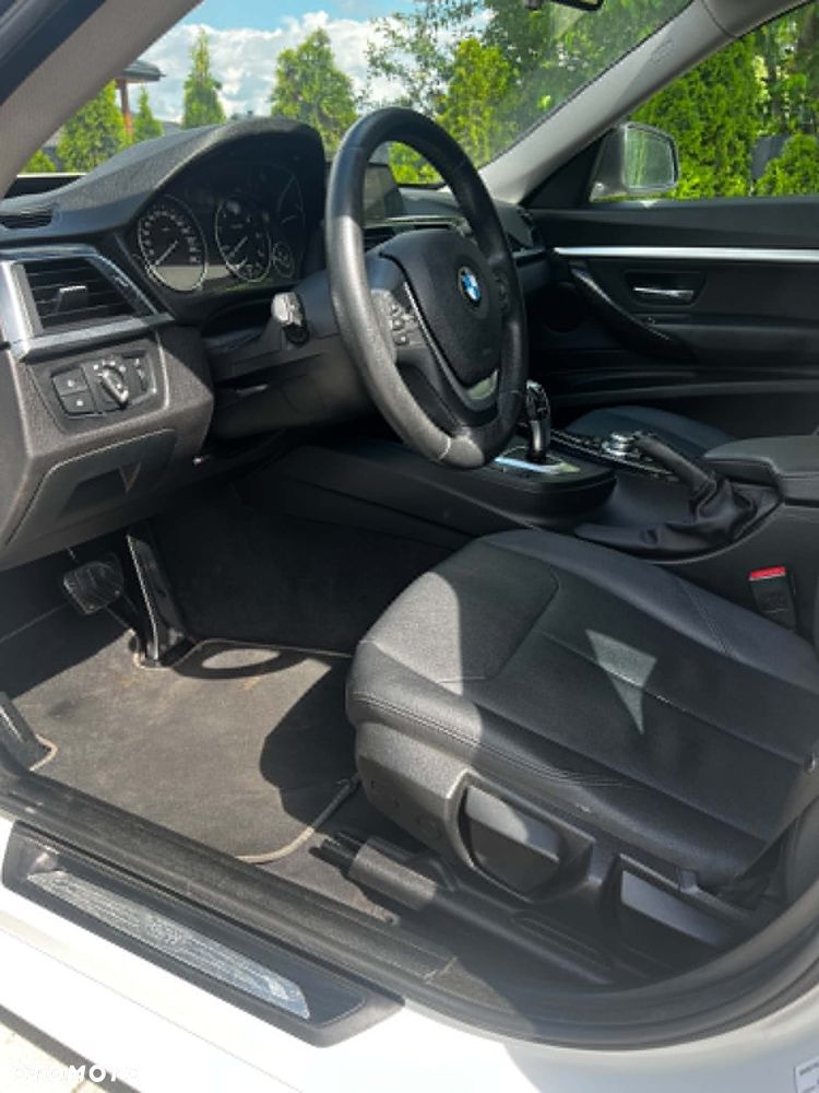 BMW Seria 3 318d Luxury Line - 22