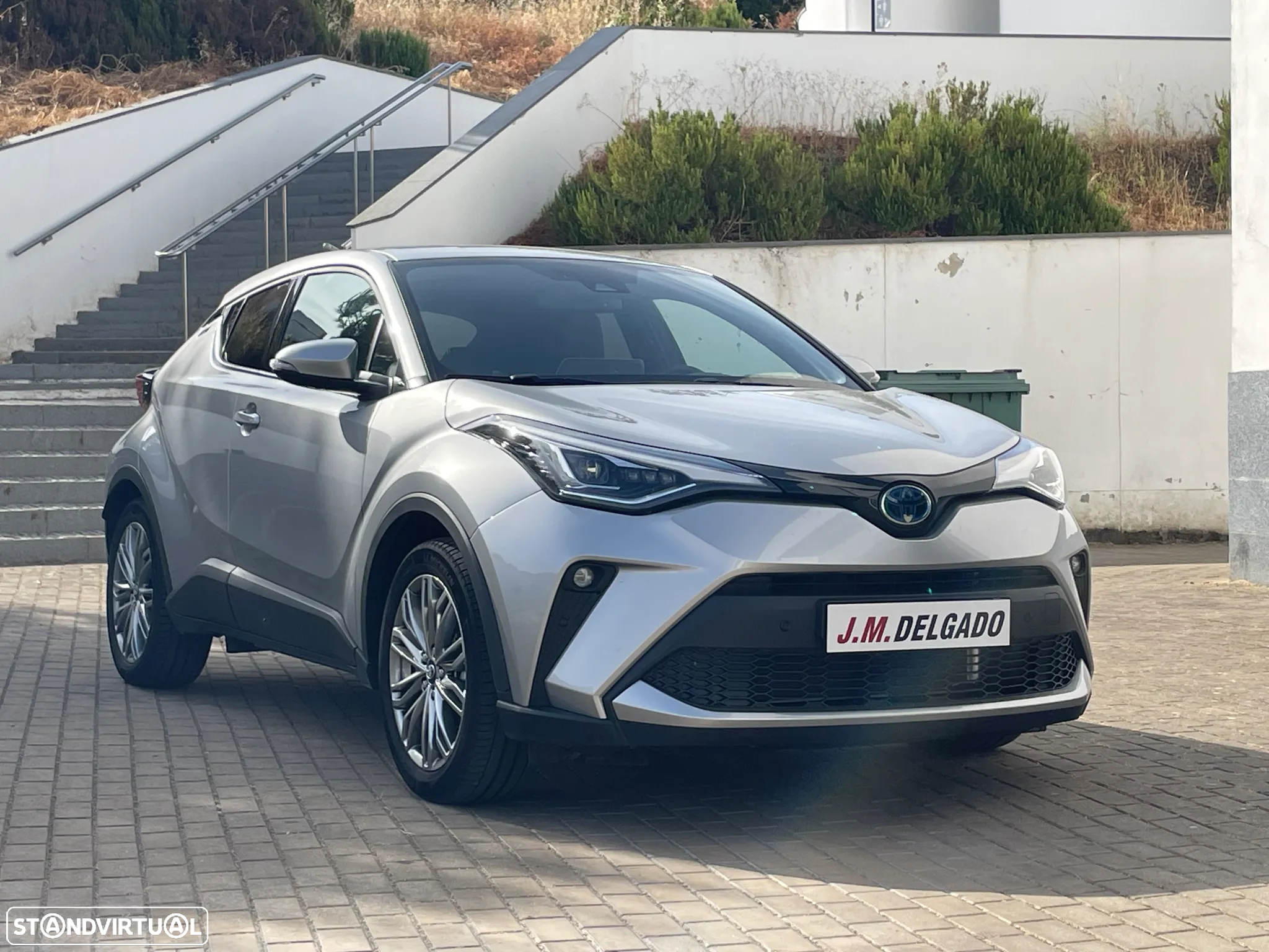 Toyota C-HR 1.8 Hybrid Exclusive+P.Luxury - 2
