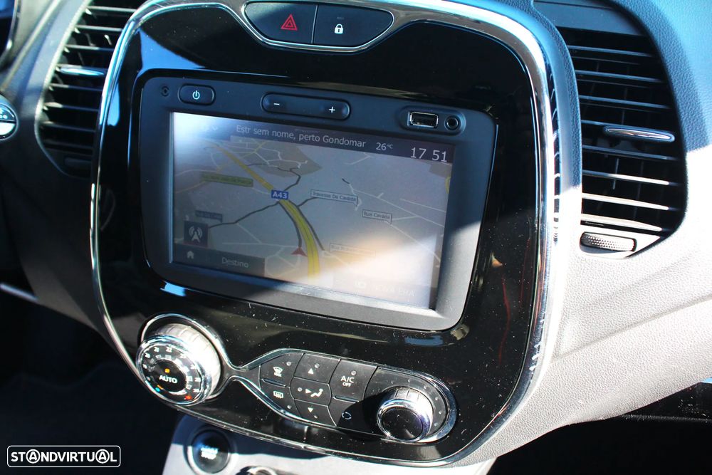 Renault Captur ENERGY TCe 120 EDC LIMITED - 40