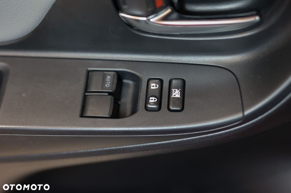 Toyota Yaris - 34