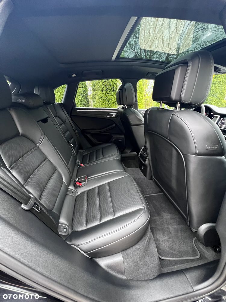 Porsche Macan T - 21