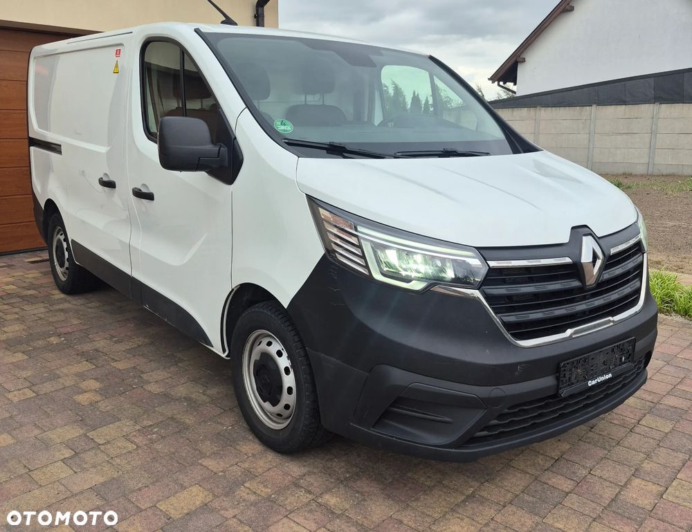 Renault Trafic - 15