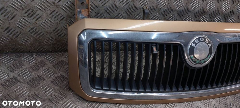 GRILL ATRAPA CHŁODNICY FABIA I 9601 - 3