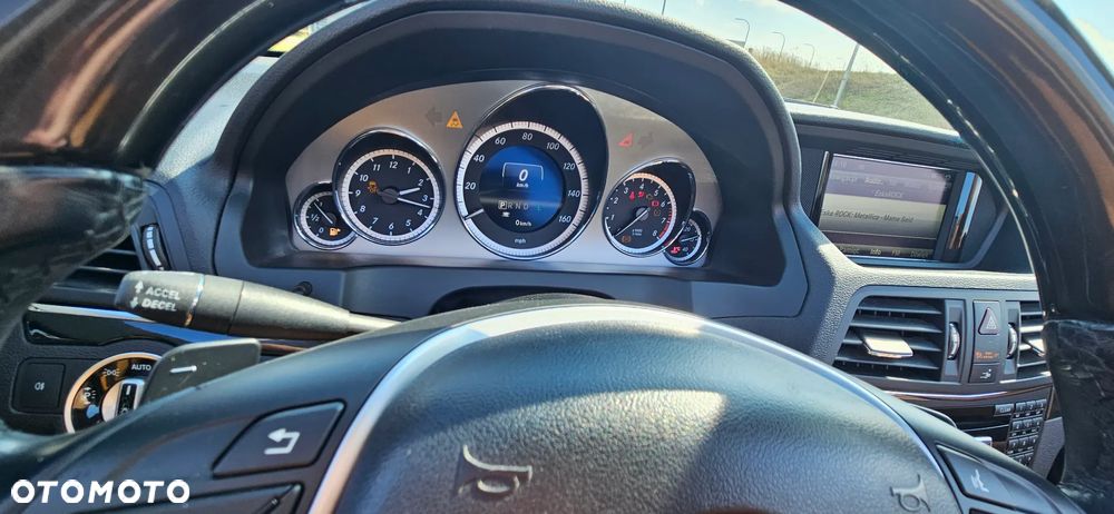 Mercedes-Benz Klasa E 350 BlueEFFICIENCY 7G-TRONIC Elegance - 10