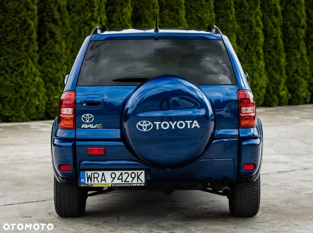 Toyota RAV4 - 7
