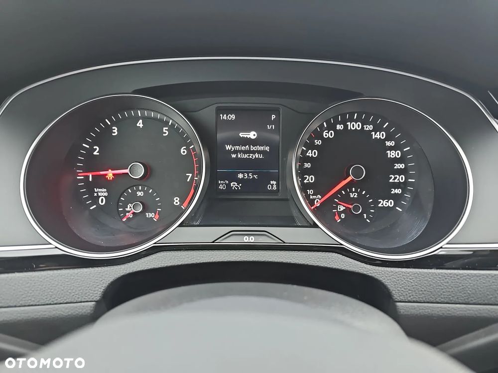 Volkswagen Passat 2.0 TSI Business DSG - 15