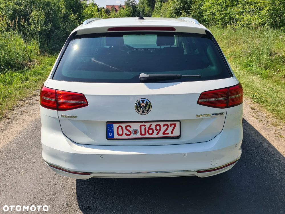 Volkswagen Passat - 6