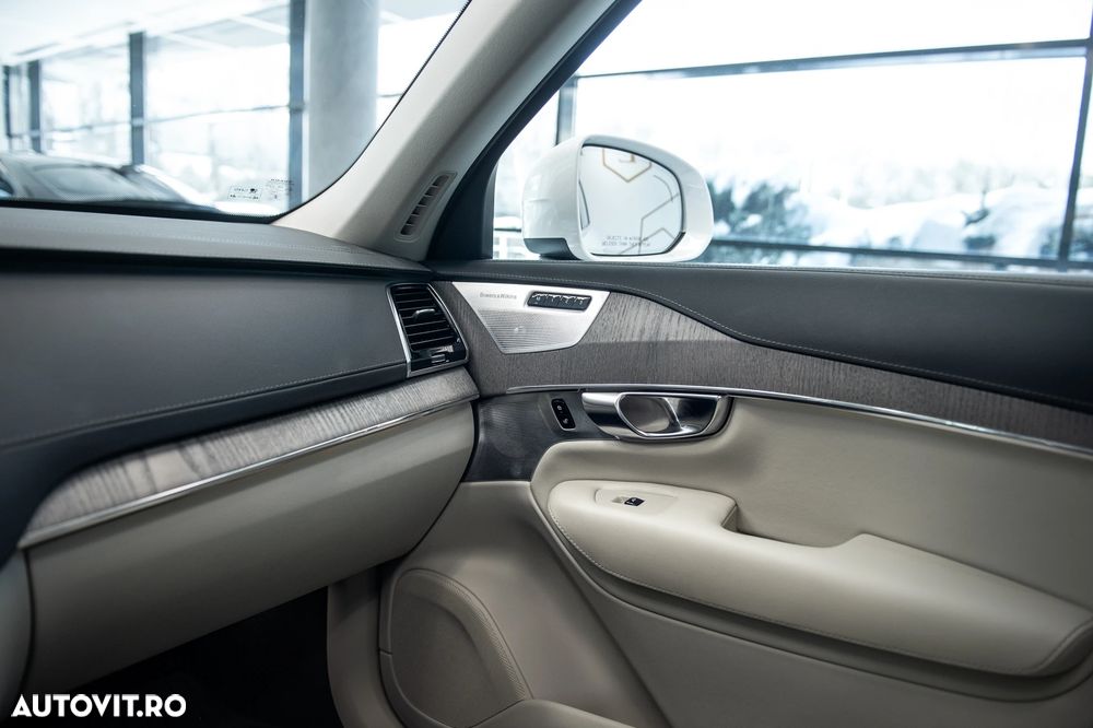 Volvo XC 90 - 11