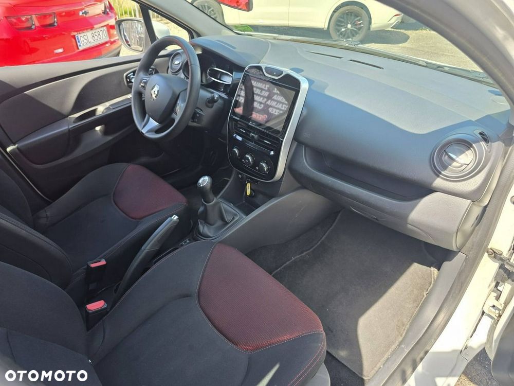 Renault Clio 1.2 16V Life EU6 - 26