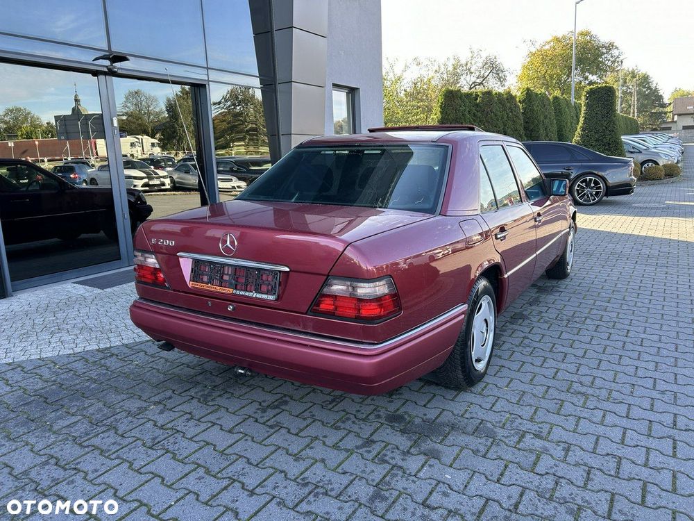 Mercedes-Benz Klasa E - 4