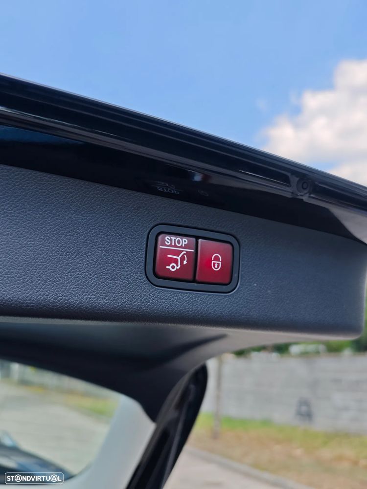 Mercedes-Benz E 300 e Station 9G-TRONIC Avantgarde - 12