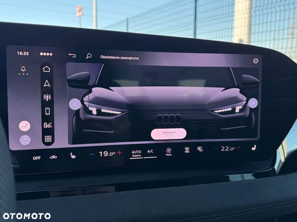 Audi Q6 e-tron - 21
