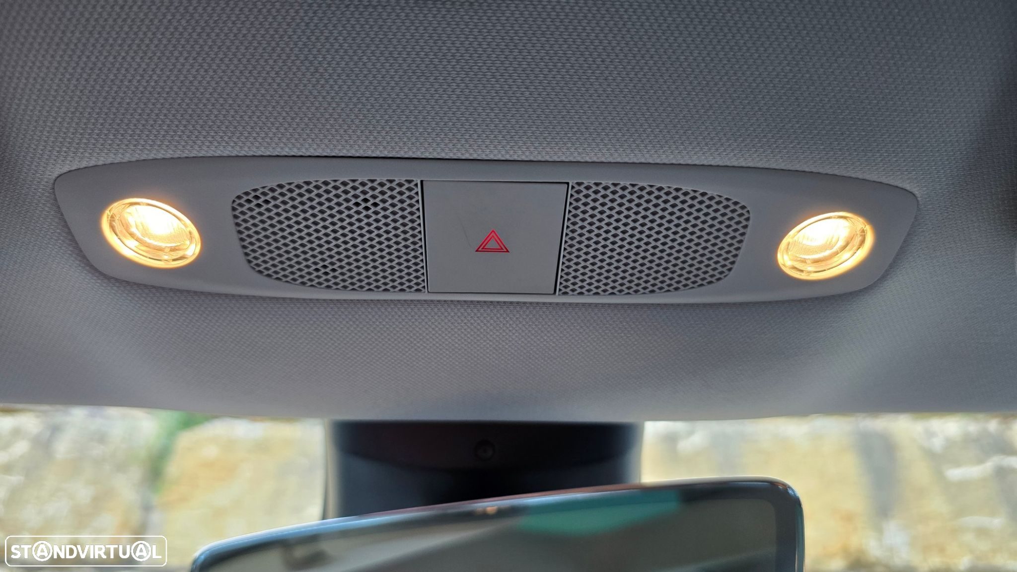 Tesla Model 3 - 12