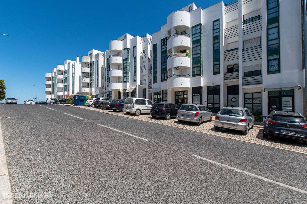 Apartamento T2 com arrecadação e estacionamento, Paredes, Alenquer - Grande imagem: 3/22