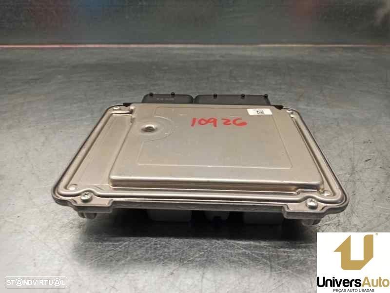 CENTRALINA MOTOR UCE VOLKSWAGEN CADDY III FURGÃO 2010 -03G906021PD - 1