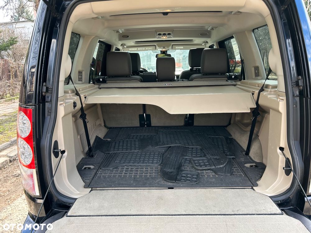 Land Rover Discovery SD V6 HSE - 11