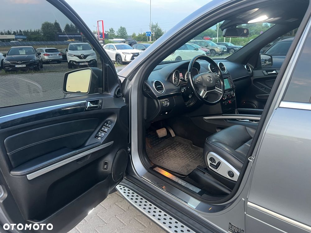 Mercedes-Benz GL 350 BlueTEC 4-Matic - 14