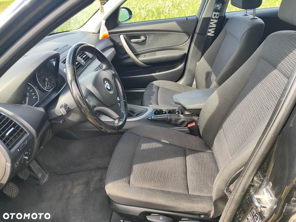 BMW Seria 1 116i - 6