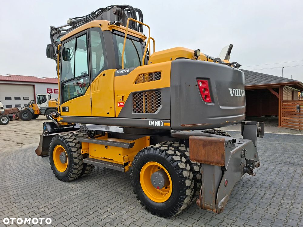 Volvo EW140D ROTOTILT ze szczypcami - 3