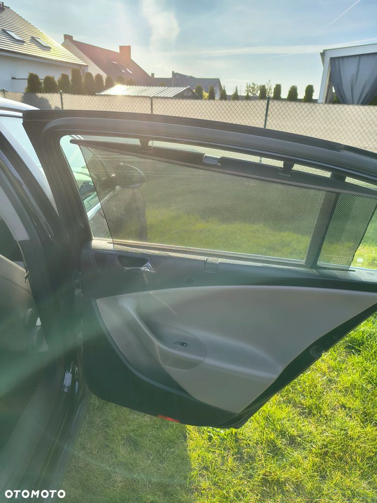 Volkswagen Passat 2.0 TDI DPF Comfortline - 11