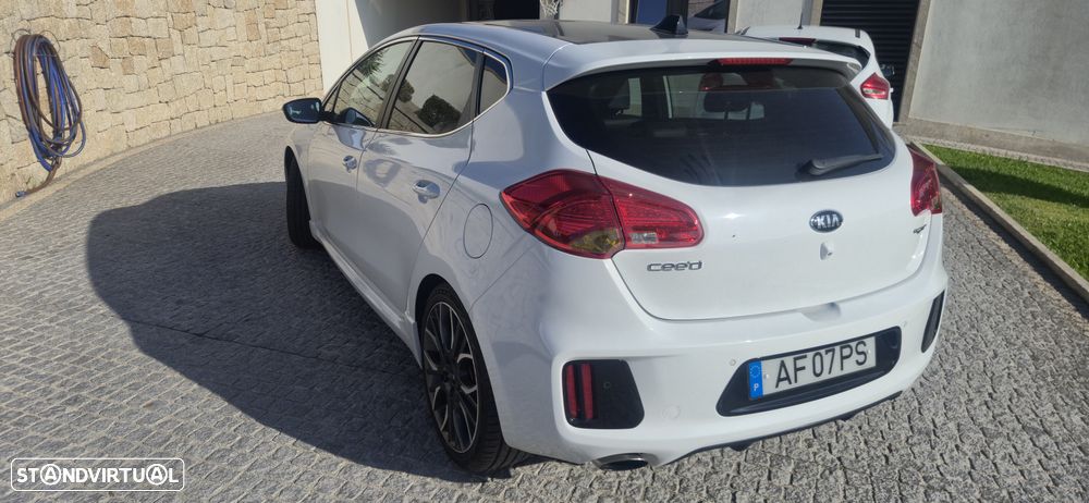 Kia Ceed 1.6 T-GDI GT-Challenge - 5
